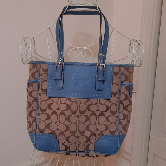 Coach Handbags - Coach Handbag